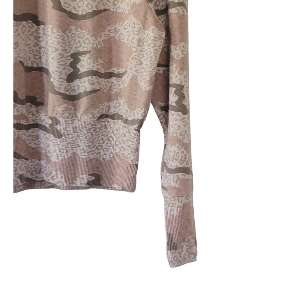 NEW Anthropologie Monrow Camo Comfy Leopard Print Pullover - M - Picture 7 of 8